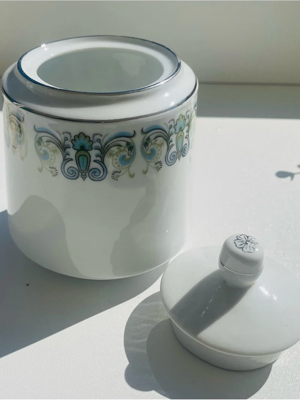 Vintage Porcelain Tea Canister Jar with Lid | China Tea Set Piece